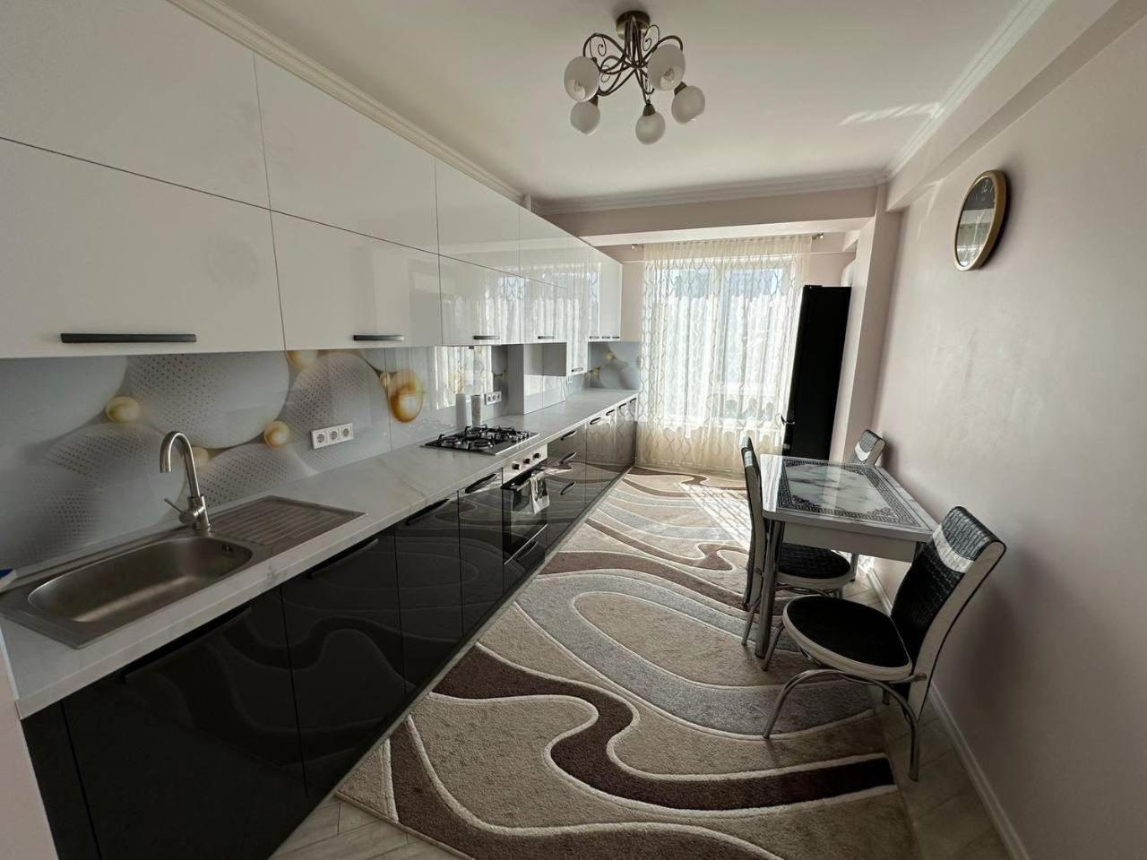 Airport Apartments Taxi Κισινάου Εξωτερικό φωτογραφία